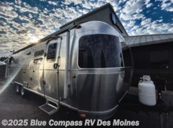 New 2025 Airstream Globetrotter 30RB available in Altoona, Iowa