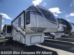 New 2021 Skyline Alliance Paradigm 340RL available in Latham, New York