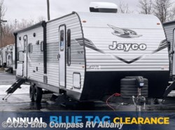 New 2025 Jayco Jay Flight SLX 330TBS available in Latham, New York
