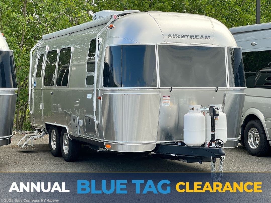 New 2025 Airstream Flying Cloud 23FB-QUEEN available in Latham, New York