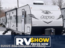 New 2025 Jayco Jay Flight SLX 330TBS available in Latham, New York