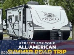 New 2025 Jayco Jay Feather 19MRK available in Latham, New York