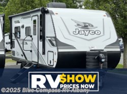 New 2026 Jayco Jay Feather 19MRK available in Latham, New York