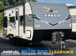 New 2026 Jayco Jay Flight SLX 210QB available in Latham, New York