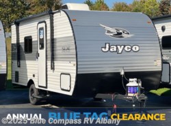 New 2026 Jayco Jay Flight SLX 170FQ available in Latham, New York