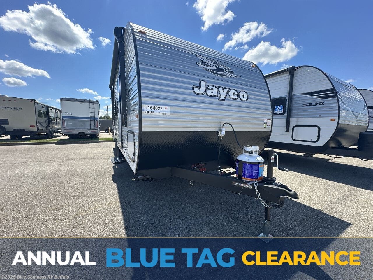 New 2026 Jayco Jay Flight SLX 250BH available in West Seneca, New York