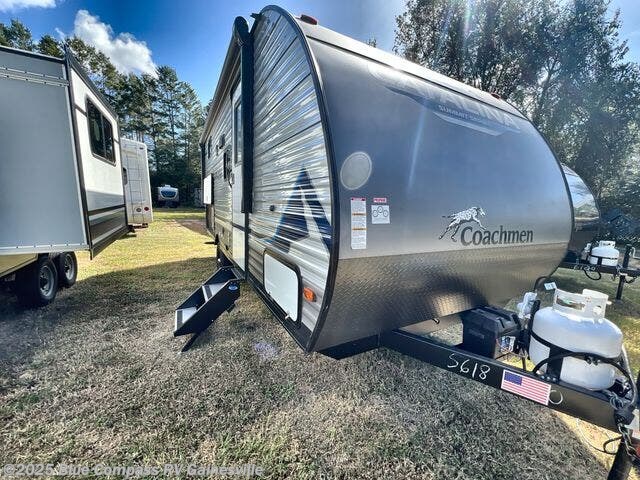 Used 2023 Coachmen Catalina Summit Series 7 184BHS available in Alachua, Florida