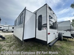 New 2025 Jayco Jay Flight SLX 262RLS available in Fort Myers, Florida