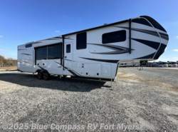 New 2025 Grand Design Solitude 391DL available in Fort Myers, Florida