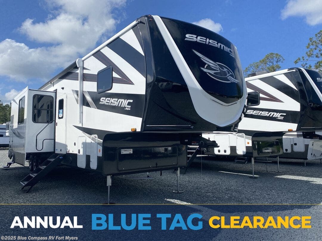 New 2025 Jayco Seismic 399 available in Fort Myers, Florida