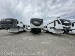 New 2024 Jayco Pinnacle 38FBRK available in Casselberry, Florida