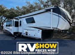 New 2025 Jayco Pinnacle 38FBRK available in Casselberry, Florida