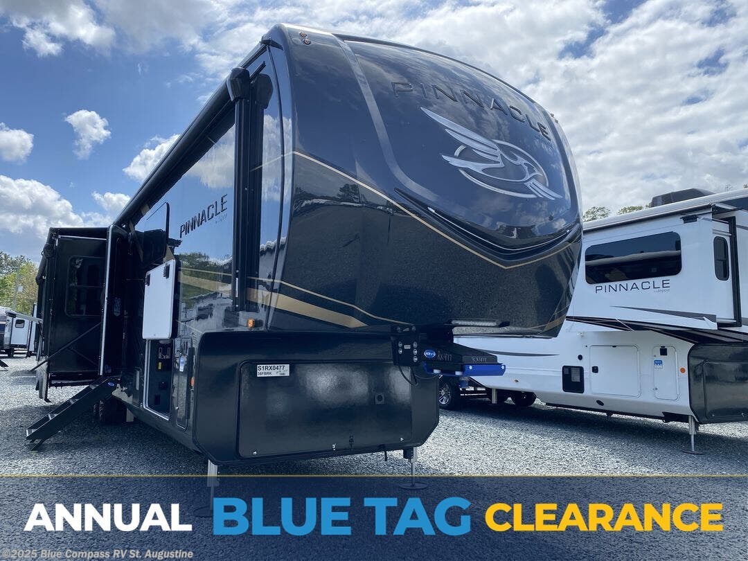 New 2025 Jayco Pinnacle 38FBRK available in St. Augustine, Florida