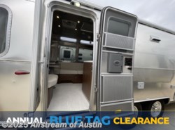 New 2026 Airstream Globetrotter 27FB Twin available in Buda, Texas