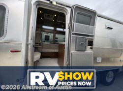 New 2026 Airstream Globetrotter 27FB Twin available in Buda, Texas