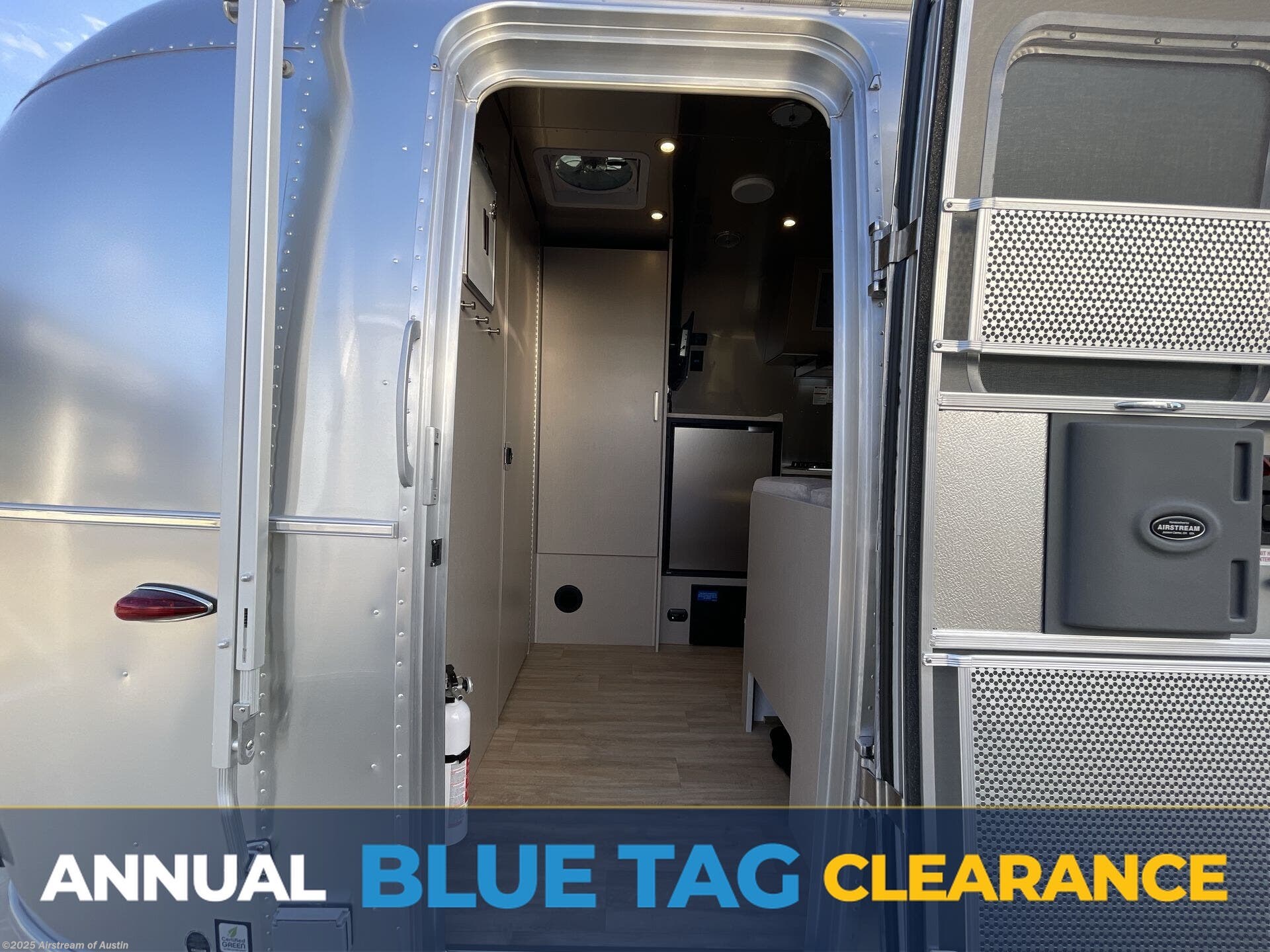 New 2026 Airstream Caravel 22FB available in Buda, Texas