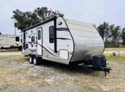 Used 2014 Starcraft Autumn Ridge 245DS available in Bushnell, Florida