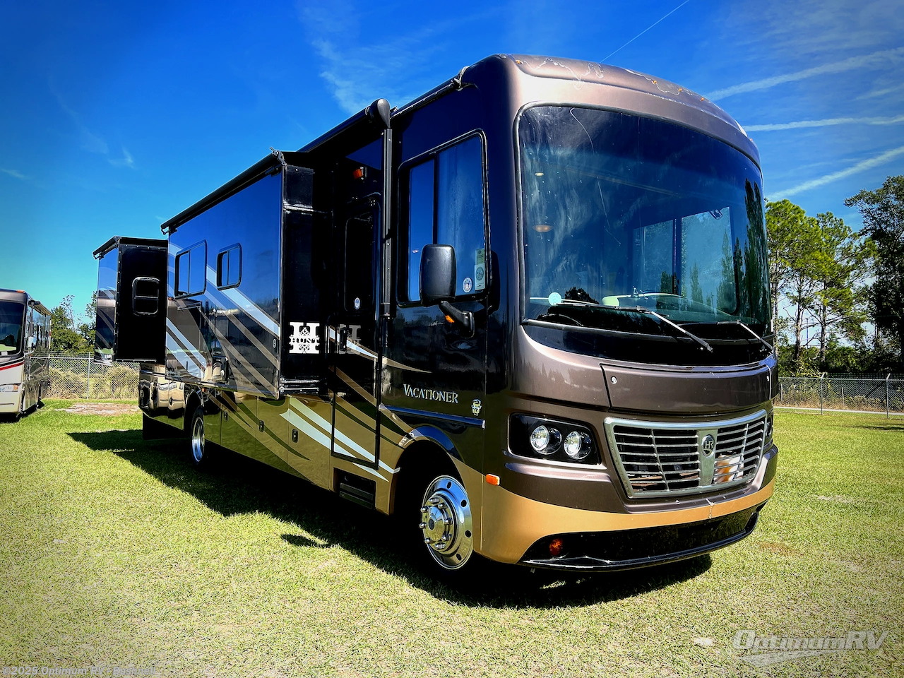 Used 2015 Holiday Rambler Vacationer 36SBT available in Bushnell, Florida