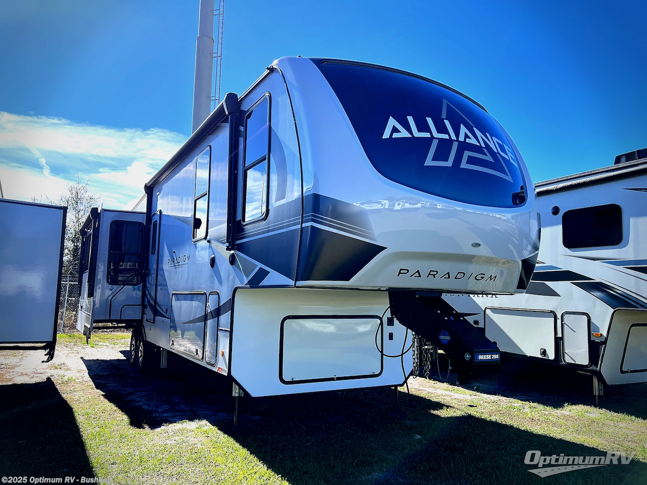 Used 2023 Skyline Alliance Paradigm 340RL available in Bushnell, Florida