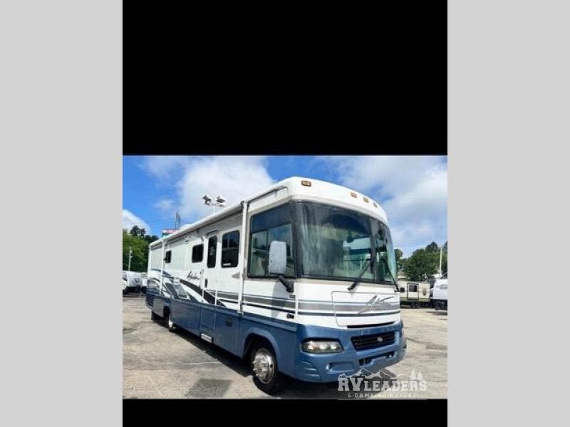 Used 2003 Winnebago Adventurer / Workhorse Chassis 33V available in Adamsburg, Pennsylvania