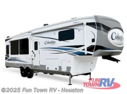 New 2022 Palomino Columbus C-Series 329DVC available in Wharton, Texas