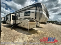 Used 2019 Jayco Pinnacle 32RLTS available in Wharton, Texas