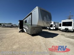 New 2025 Redwood RV Redwood 401LK available in Wharton, Texas