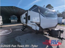 New 2026 CrossRoads Fun Time 28QB available in Mineola, Texas