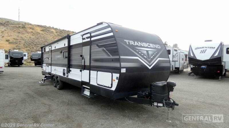 Used 2023 Grand Design TRANSCEND-XPLOR 321BH available in Draper, Utah
