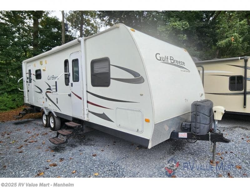 Used 2011 Gulf Stream Gulf Breeze 28RLB available in Manheim, Pennsylvania