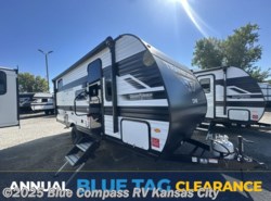 New 2026 Grand Design Transcend One 161BH available in Grain Valley, Missouri