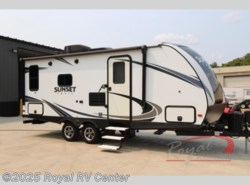 Used 2018 CrossRoads Sunset Trail Super Lite SS200RD available in Middlebury, Indiana