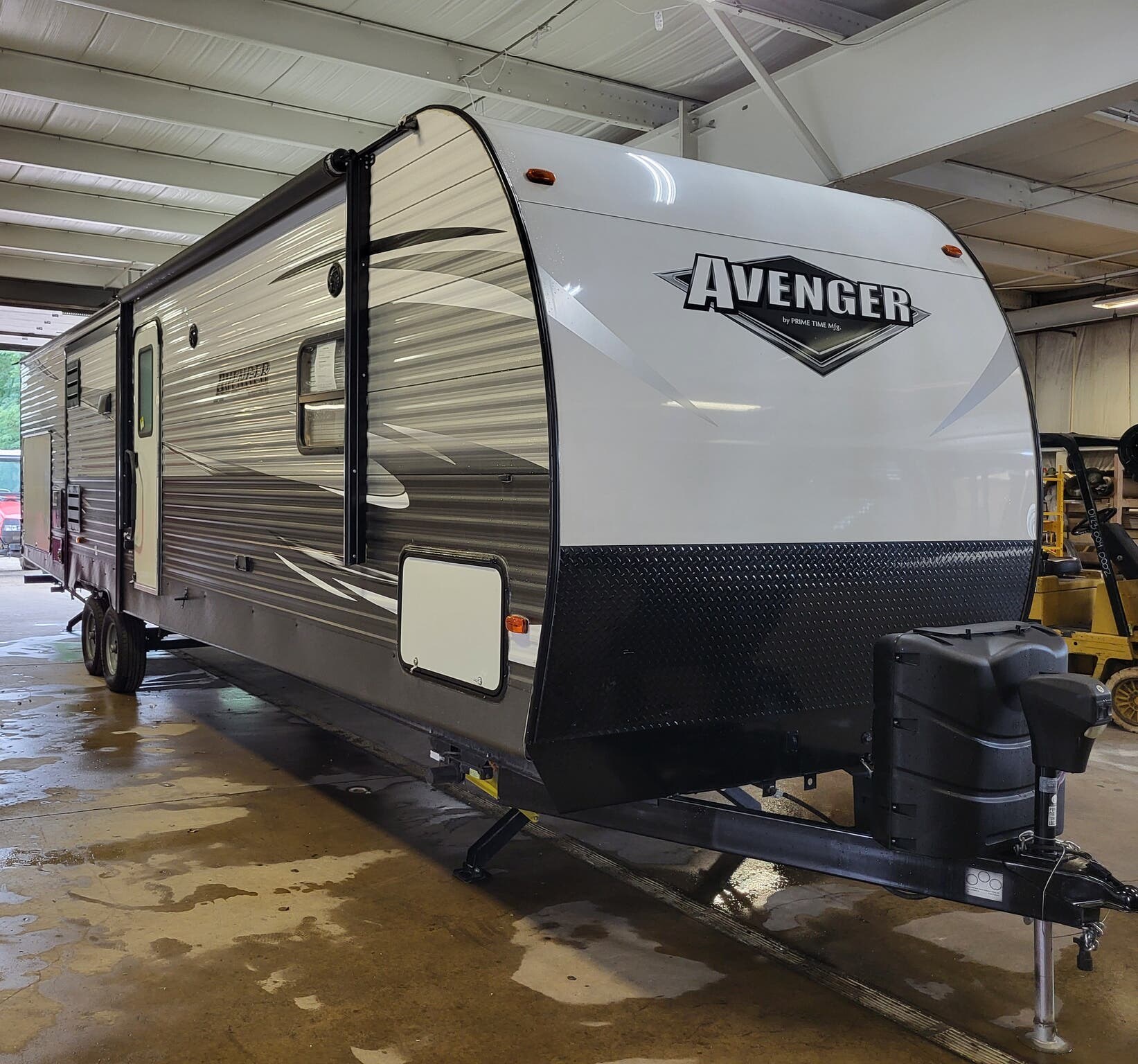 Used 2020 Prime Time Avenger 32BIT available in Madison, Ohio