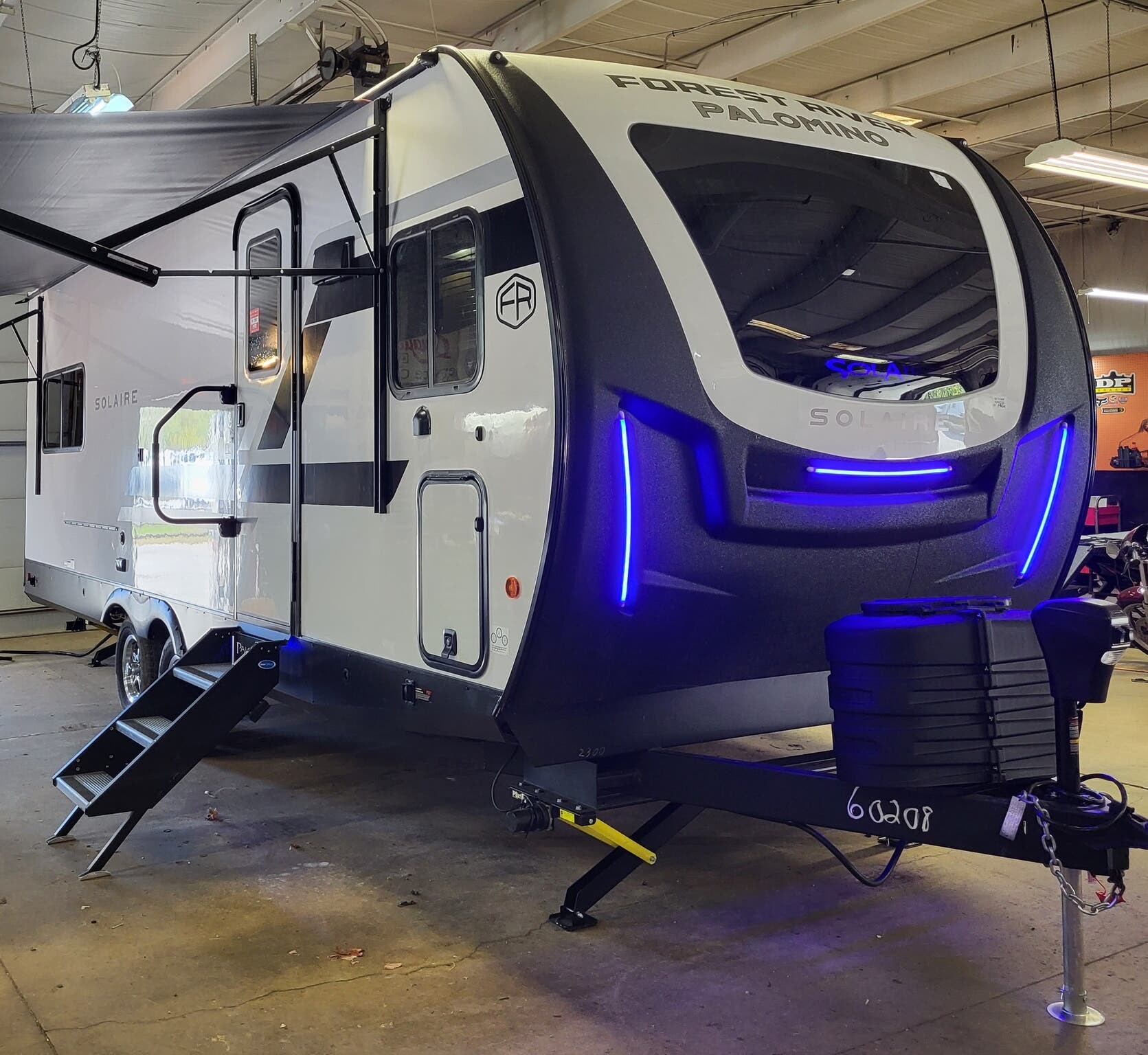 New 2025 Palomino Solaire 2300FKBS available in Madison, Ohio