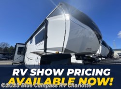 New 2025 Jayco Pinnacle 38KPTS available in Concord, North Carolina
