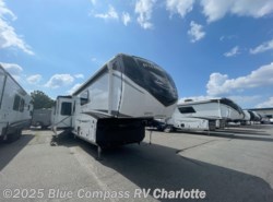 New 2026 Jayco Pinnacle 36FBTS available in Concord, North Carolina
