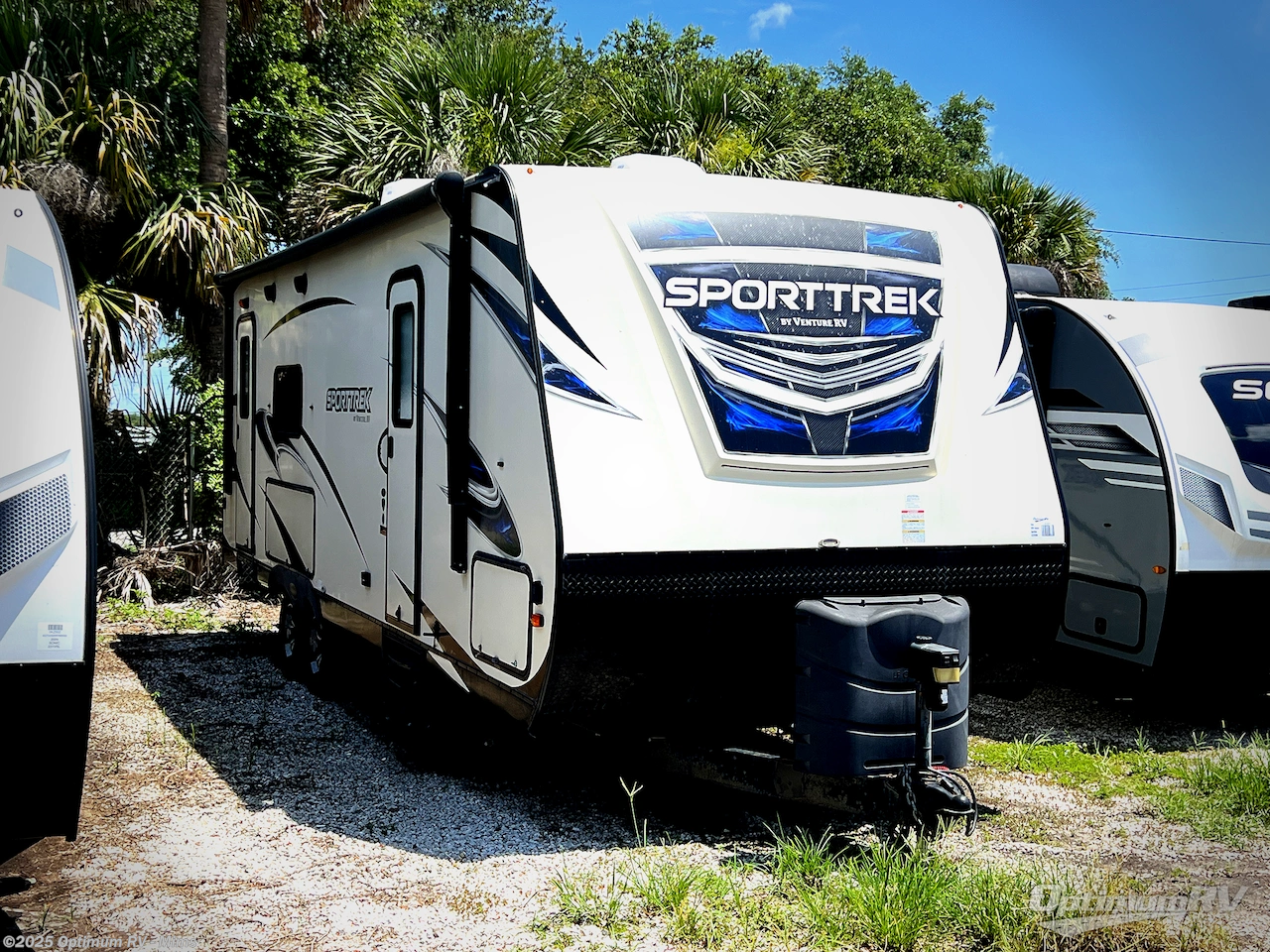 Used 2018 Venture RV SportTrek 251VRK available in Mims, Florida