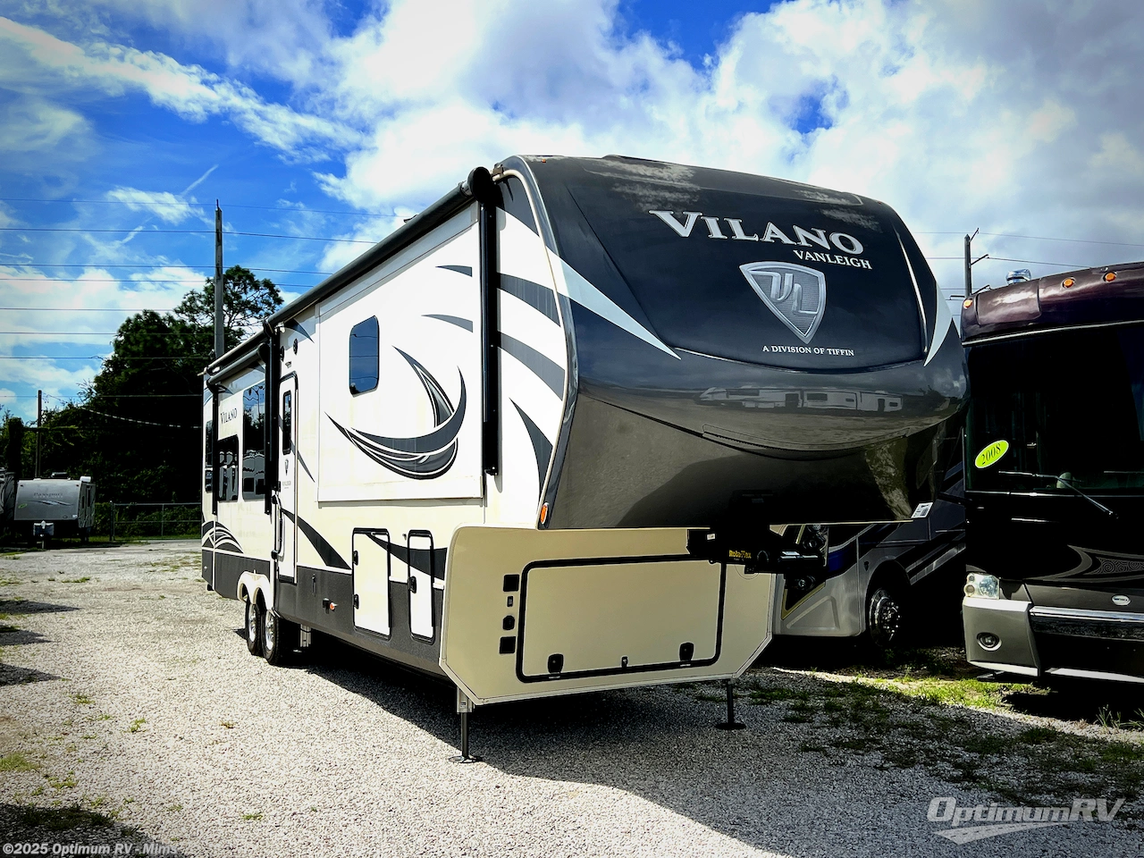 Used 2020 Vanleigh Vilano 369FB available in Mims, Florida