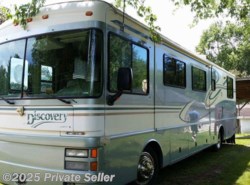 Used 1999 Fleetwood Discovery available in Sierra Vista, Arizona
