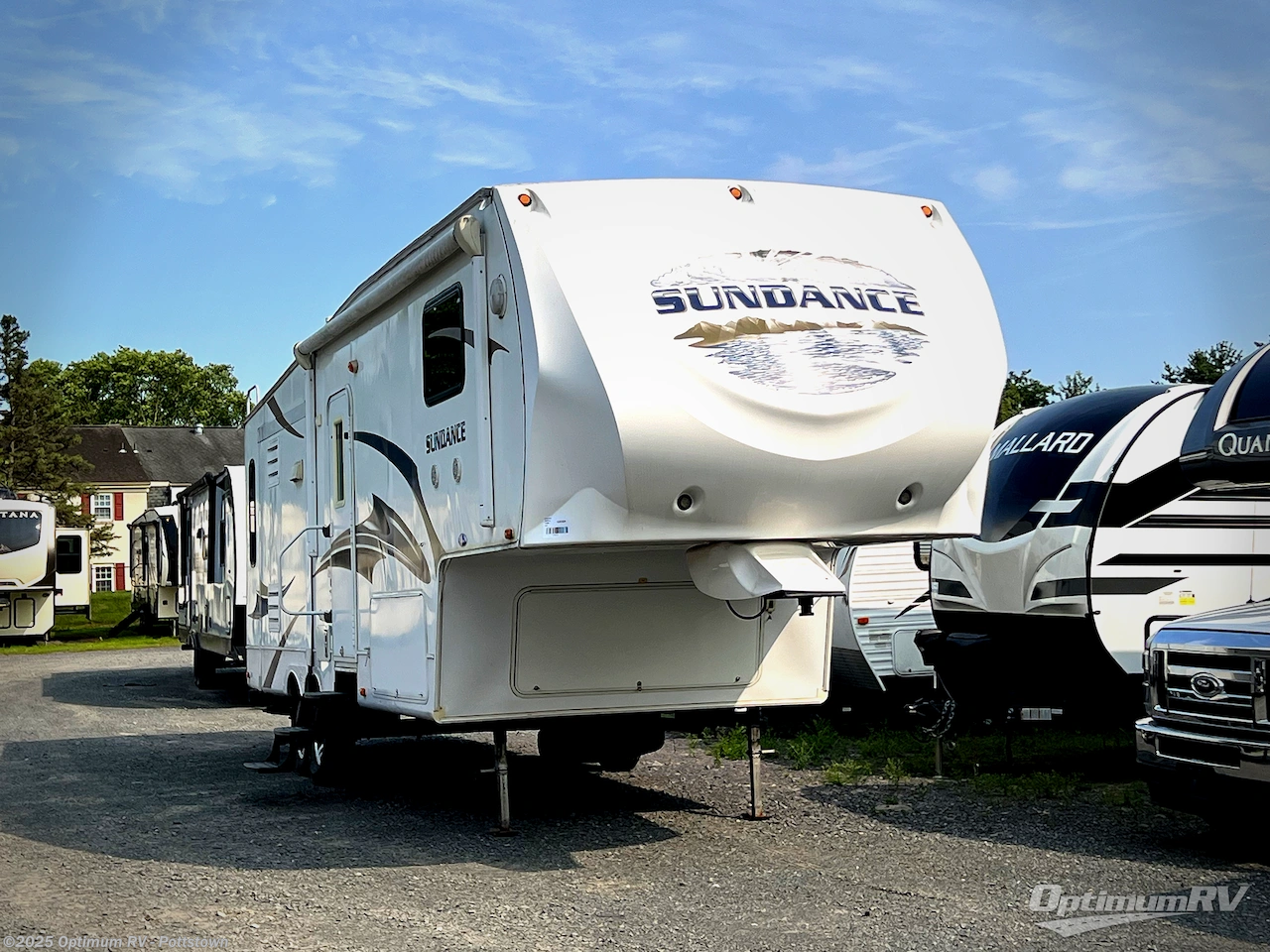 Used 2010 Heartland Sundance 2900MK available in Pottstown, Pennsylvania