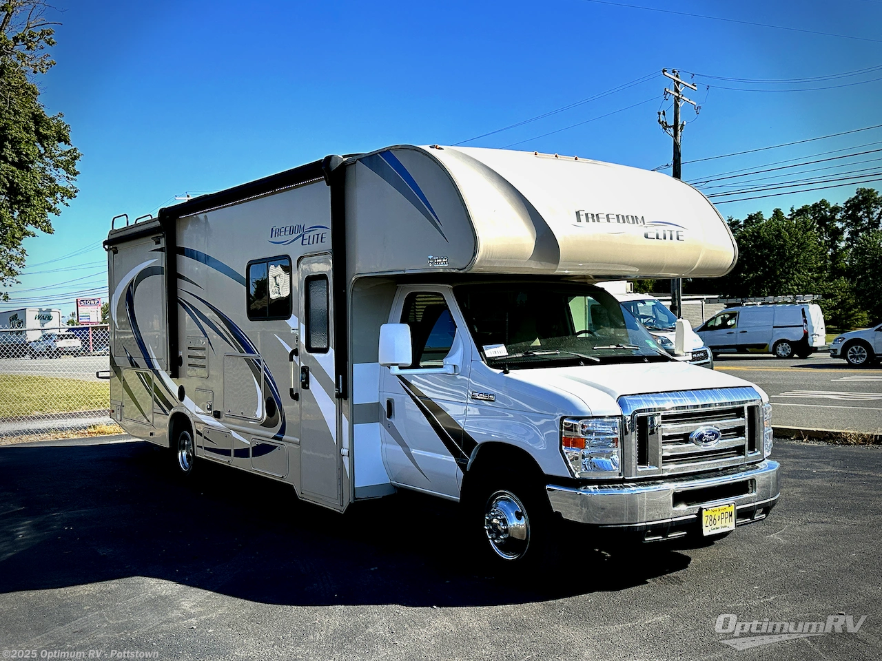 Used 2018 Thor FREEDOM ELITE 28FE available in Pottstown, Pennsylvania