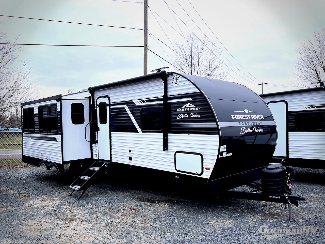 New 2026 East to West Della Terra 272RL available in Pottstown, Pennsylvania