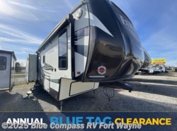 Used 2018 Heartland ElkRidge 30RLT available in Columbia City, Indiana