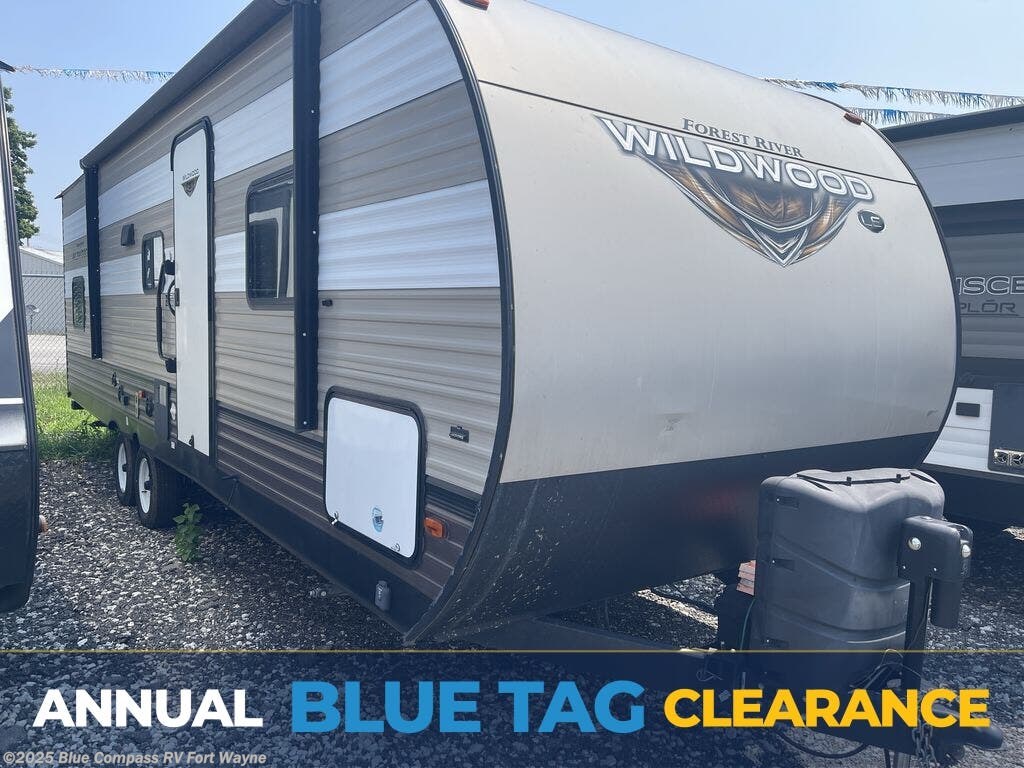 Used 2019 Forest River Wildwood 26DBL available in Columbia City, Indiana