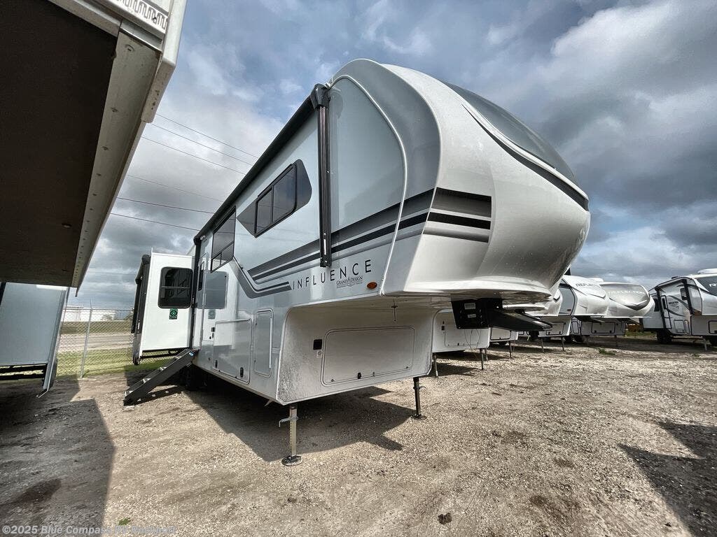 New 2025 Grand Design Influence 3203GK available in Rockport, Texas