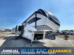 New 2025 Grand Design Solitude 370DV available in Rockport, Texas