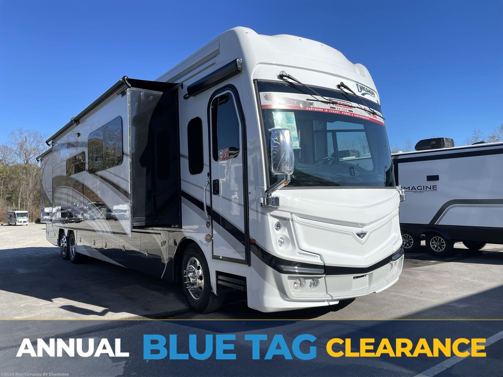 New 2025 Fleetwood Discovery LXE 44B available in Ladson, South Carolina