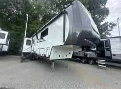 New 2026 Forest River Rockwood Signature 401SFB available in Colfax, North Carolina