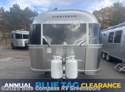 New 2026 Airstream Globetrotter 25FB Twin available in Colfax, North Carolina