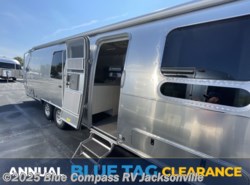 New 2025 Airstream Flying Cloud 30FB Bunk available in Jacksonville, Florida